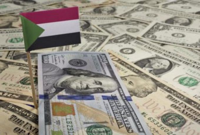 قلق ومخاوف على مستقبل السودان بعد قرار ترامب وتوقعات بإنهيار كبير للدولار