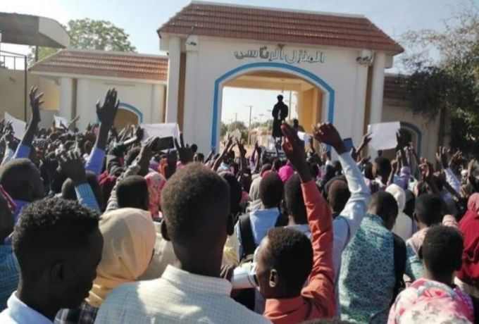 شمال دارفور : تظاهرات احتجاجية في الفاشر مجددا احتجاجا على غلاء الأسعار ورفضت لتعيين الناظر الجديد