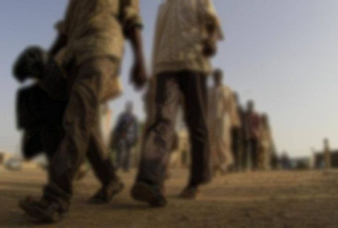 قوات سودانية – ليبية تعثر على ١٠٧ مهاجرين غير شرعيين قرب الحدود