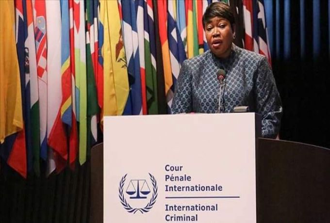 المحكمة الجنائية الدولية تعلن عن استعدادها لمحاكمة البشير في لاهاي او الخرطوم