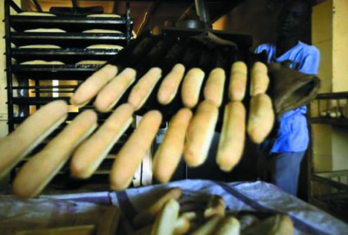 انتقادات واسعة لبيع الخبز بالكيلو