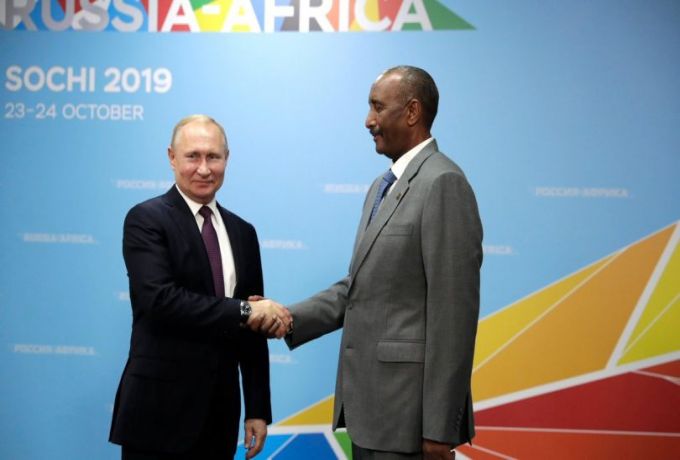 بوتين يحيل اتفاق المركز اللوجستي الروسي في السودان إلى البرلمان