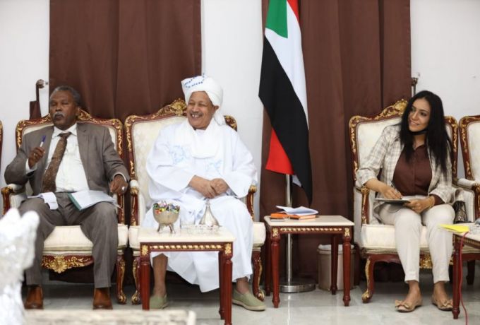 سفارتتا في الدوحة استصافت اول لقاء تشاوري حول مبادرة حمدوك
