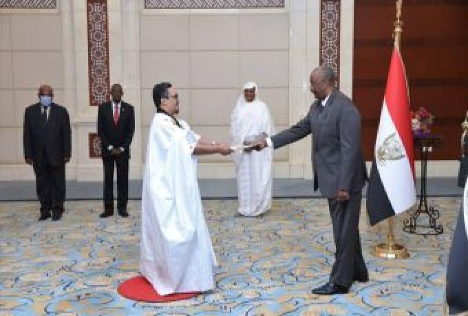 البرهان  يؤكد حرص السودان على تطوير علاقاته مع موريتانيا