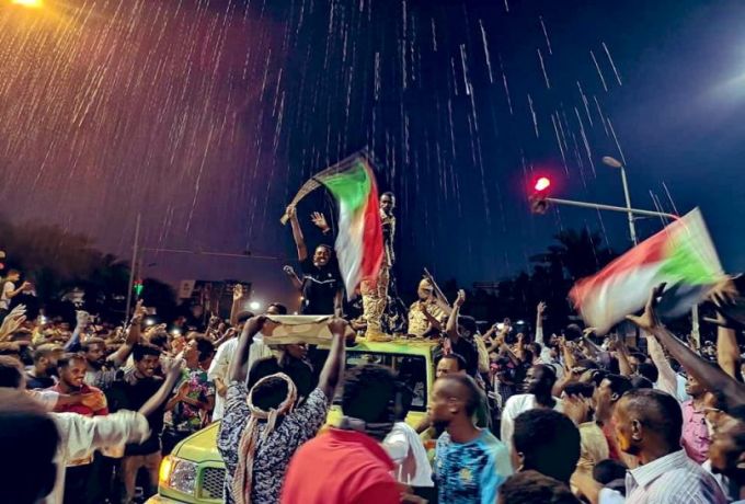 السودان..مظاهرات واسعة ودعوات مختلفة مع وضد الحكومة