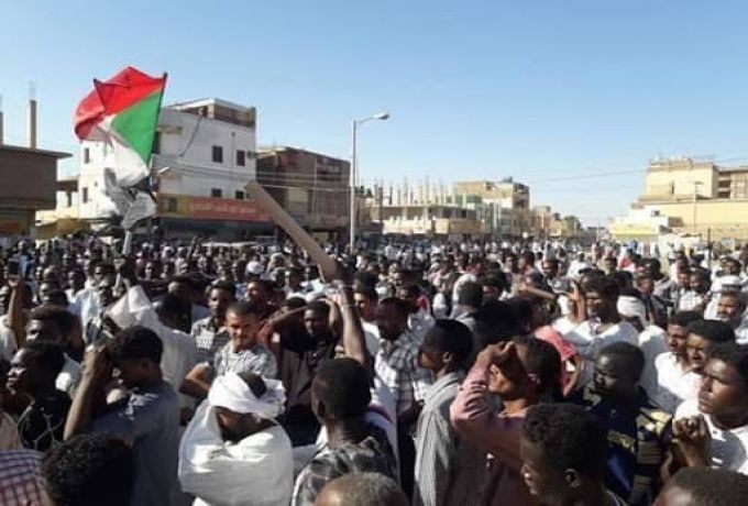 السودان.. قوى سياسية ترفض “الأمر الواقع” ودعوات للم الشمل
