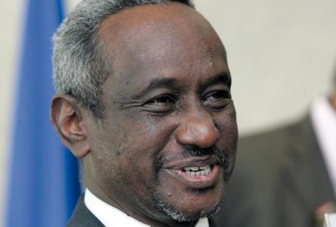 تبرئة نائب الرئيس السوداني السابق على عثمان