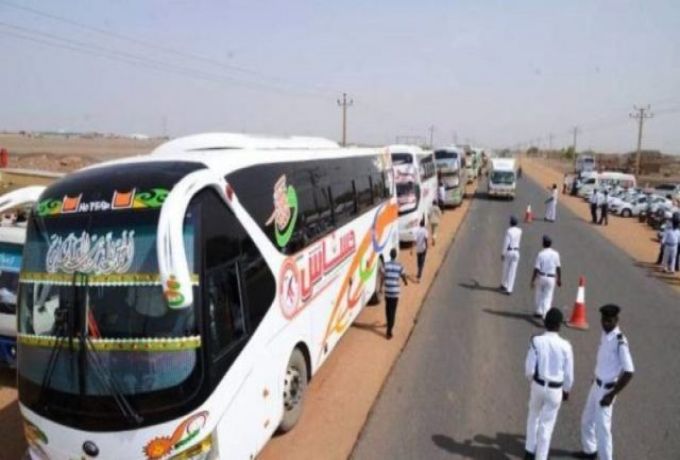 السودان ..ضبط سائقي بصات سفرية يتعاطون الكحول والمخدرات