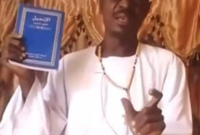 سوداني يترك الإسلام ويعتنق المسيحية