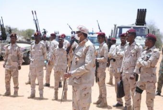 دقلو يتفقد قوات الدعم السريع بمنطقة الزرق بشمال دارفور