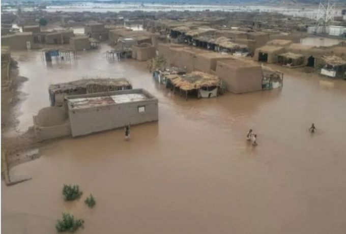 فيضانات مفاجئة تنهي حياة (12) شخصاً بجنوب دارفور