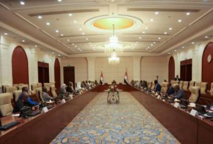 اجتماع طارئ لمجلس الامن والدفاع بشأن احداث الحدود السودانية التشادية