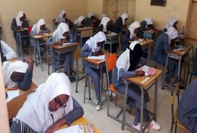 زيادات خيالية في رسوم امتحانات الشهادة السودانية 2023