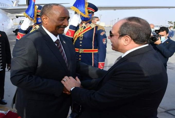 نصائح من مصر لرئيس مجلس السيادة السوداني