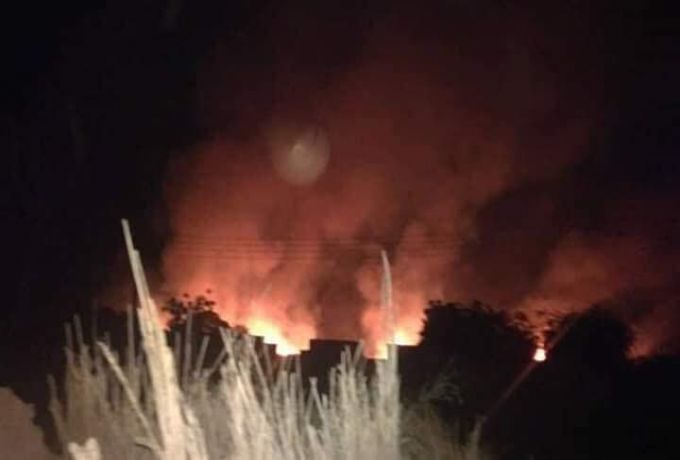 مسؤول يطلق نداءً عاجلًا عقب حريق 40 منزلا جنوب دارفور